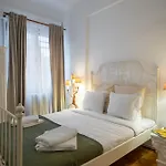 Cismigiu Serenity - 1br Flat With Scenic Balcony *