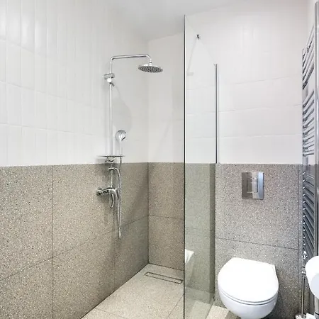 Cismigiu Serenity - 1br Flats With Scenic Balcony *