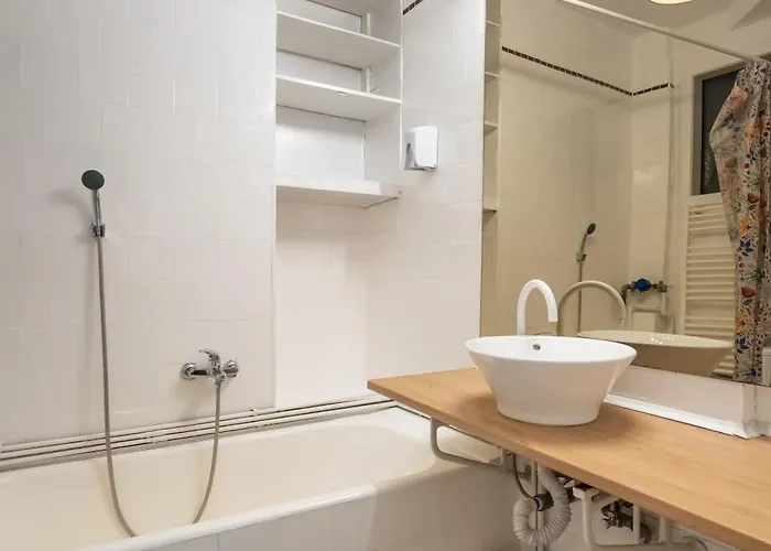 Cismigiu Serenity - 1br Flats With Scenic Balcony Apartman Bukarest