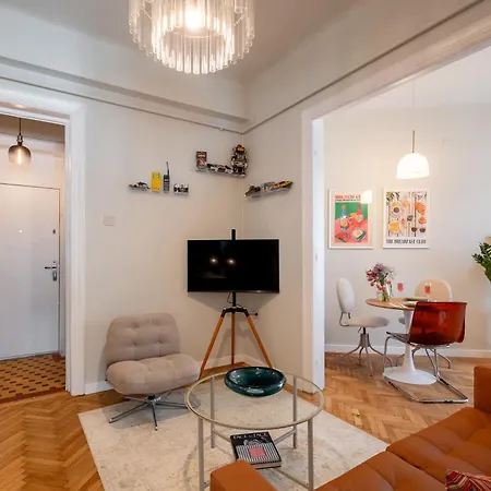 アパート Cismigiu Serenity - 1br Flats With Scenic Balcony ブカレスト