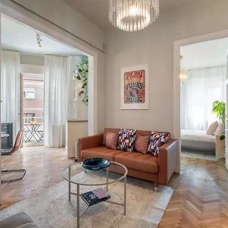 Cismigiu Serenity - 1br Flats With Scenic Balcony