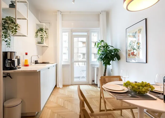 Apartment Cismigiu Serenity - 1br Flat With Scenic Balcony