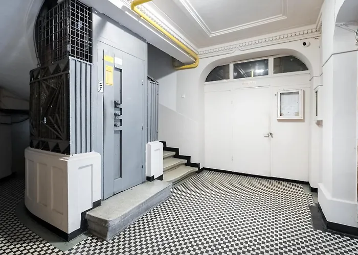 Cismigiu Serenity - 1br Flats With Scenic Balcony דירה