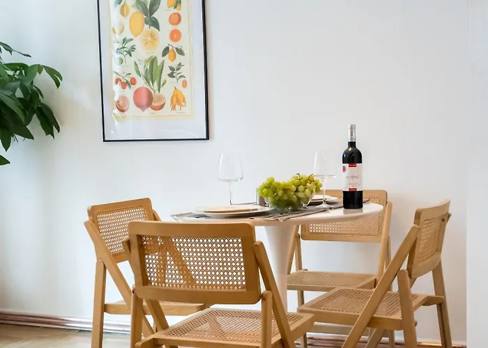 Cismigiu Serenity - 1br Flat With Scenic Balcony *