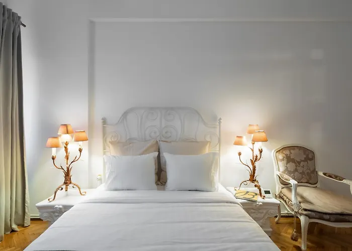 Cismigiu Serenity - 1br Flats With Scenic Balcony