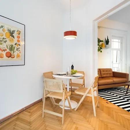 Cismigiu Serenity - 1br Flats With Scenic Balcony *