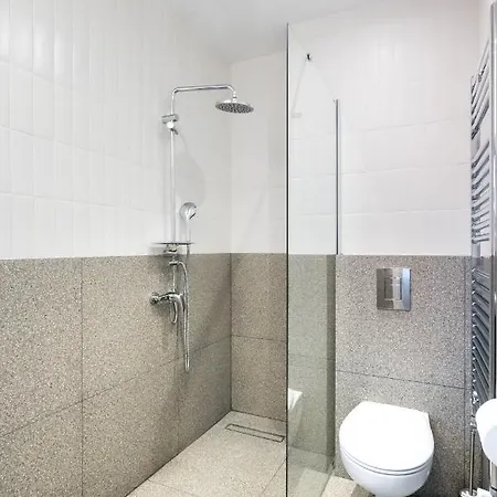 Cismigiu Serenity: 1br Flat With Scenic Balcony *