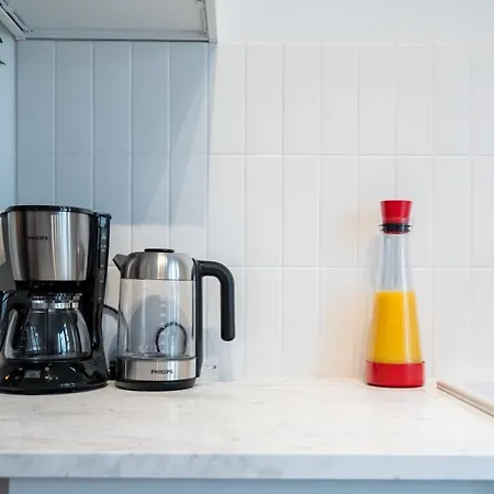 Apartamento Cismigiu Serenity - 1br Flats With Scenic Balcony