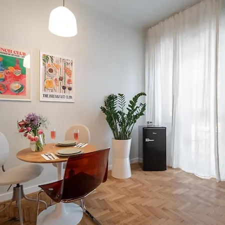 Apartament Cismigiu Serenity - 1br Flats With Scenic Balcony