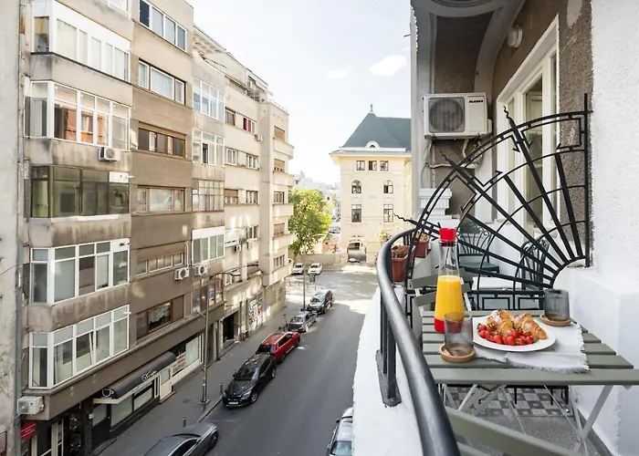 Cismigiu Serenity - 1br Flats With Scenic Balcony * Boekarest