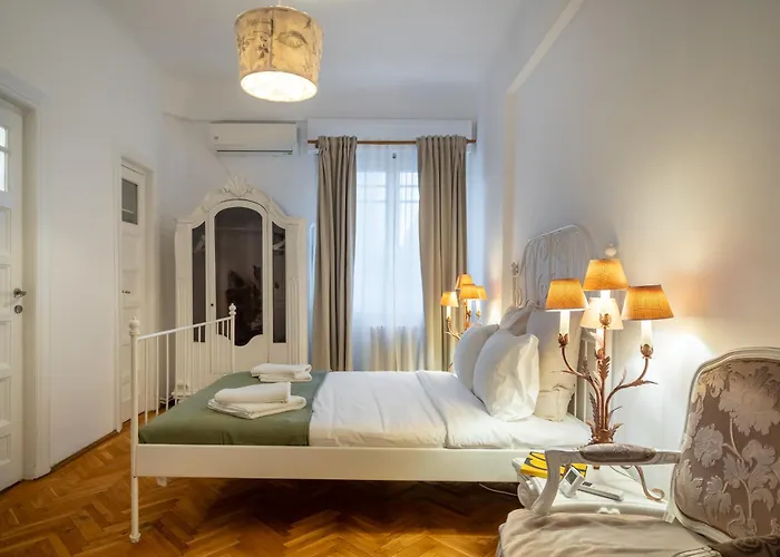 Cismigiu Serenity - 1br Flats With Scenic Balcony Appartement Boekarest